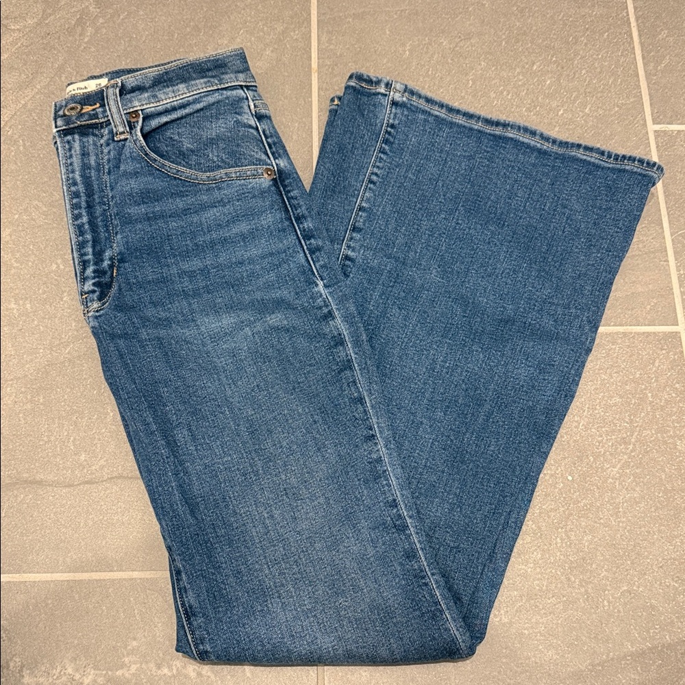 Abercrombie The Flare Ultra High Rise
